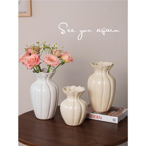 Elegante Florero de Cerámica Blanco Estilo Campestre Francés para Decoración de Sala de Estar con Flores Frescas, Regalo de Inauguración de Casa - Product Image 5