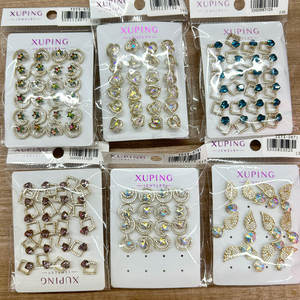 بيع بالجملة مجوهرات أحجار ملونة مطلية بالذهب من جينجينج وقلب زهور كورية للنساء أقراط - Product Image 5