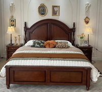 Lit de Roi Classique en Bois Massif Sculpté pour Villa et Mobilier de Chambre Antique GSA45-GSA46