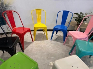 Diseño antiguo Apilable Bistro Muebles <span class=keywords><strong>Silla</strong></span> Fácil de montar Hierro Metal Tolixs Metal <span class=keywords><strong>Silla</strong></span> de comedor - Product Image 2