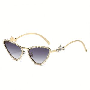 Gafas de Sol de Lujo 2025 con Patillas Metálicas en Forma de Estrella, Protección UV400, Diseño Ojo de Gato con Diamantes para Mujer - Product Image 5
