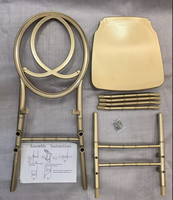 Chaise Phénix en résine dorée moderne, empilable et démontable, pour la location d'événements, banquets de mariage et fêtes