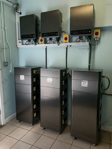 Batterie solaire haute tension Dyness Tower Lifepo4 10kw 20kwh 30kwh 40kwh Batterie lithium-ion empilée Batterie de stockage d'énergie - Product Image 6