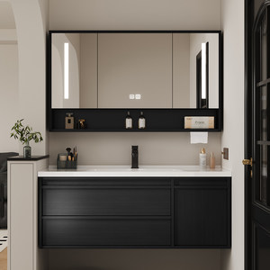 Meuble de salle de bain de style mi-moderne, luxe léger, avec miroir intelligent et plan de travail en céramique noire, finition grain de bois foncé et rangement intégré. - Product Image 1