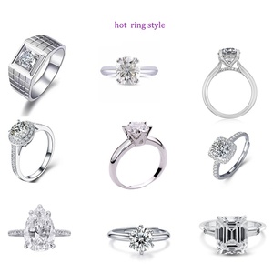 Bague de mariage de luxe en or jaune 14 carats avec moissanite radiante de 8 carats couleur D pour femme, bague de fiançailles en moissanite baguette - Product Image 6