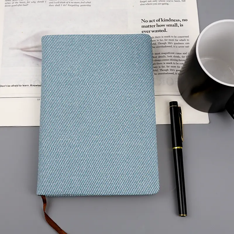 2024 stampa personalizzata con copertina rigida prezzo di fabbrica in Denim Diary planner quaderni