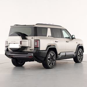 2024 Byd Luipaard 8 Chinees Nieuw Energievoertuig Met Fangchengbao 8 Formule Vergelijking Gestroomlijnde En Efficiënte Gebruikte Ev Gebruikte Auto Gebruikt - Product Image 5