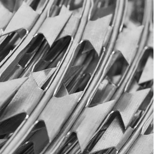 <span class=keywords><strong>Alambre</strong></span> de púas de <span class=keywords><strong>concertina</strong></span> de acero inoxidable galvanizado con revestimiento de PVC Bto-22 Cbt-60 Cbt-65 - Product Image 3