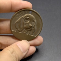Plaque d'identification personnalisable en laiton vintage gravée avec portrait de Beagle en relief pour magasin de produits pour animaux, activité de club canin, vente en gros