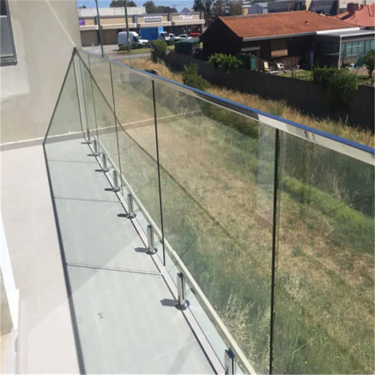 Kunden spezifische Form Balkon geländer für rahmenloses Glas Dusch glas Schiebetür Hardware Geländer Gold Farbe Edelstahl Glas