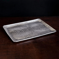 Plateau rectangulaire en aluminium argenté à motif crocodile – Plateau de service en métal texturé exotique – Ali Handicrafts Exportation B2B