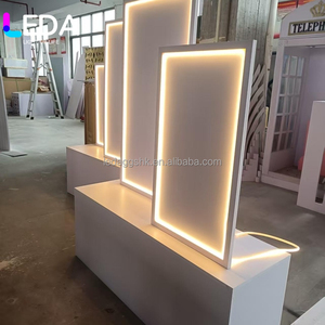 LEDA ขายส่งฉากหลังงานแต่งงานอะคริลิคแบบมีกรอบ LED สวยงาม แผงพื้นหลังเรียบแสงไฟ PVC สำหรับพิธีแต่งงาน - Product Image 2