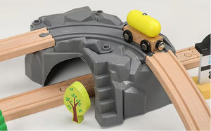 Haute qualité hêtre production garçon <span class=keywords><strong>train</strong></span> thème bloc de construction jouet <span class=keywords><strong>Train</strong></span> voie ferrée bébé <span class=keywords><strong>Train</strong></span> en bois ensemble jouet - Product Image 2