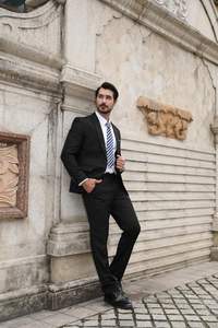 Completo da <span class=keywords><strong>Uomo</strong></span> 2 Pezzi Slim Fit per Matrimonio, Cena o Business: Giacca e Pantaloni con Chiusura Monopetto e Bottone Frontale in Tessuto Pettinato - Product Image 3