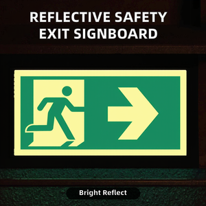 Segnale di Emergenza Verde in PVC Autoilluminante e Durevole, Design Personalizzato per Segnaletica di Sicurezza, Uscita di Emergenza, Passaggio e Ingresso Scala - Product Image 3