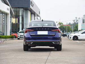 Coche de China <span class=keywords><strong>Skoda</strong></span> <span class=keywords><strong>Octavia</strong></span> PRO 2024 1.5L precios bajo barato 1.5L 0km 2WD <span class=keywords><strong>gasolina</strong></span> coche usado nuevo coche sedán Auto automóvil para la venta - Product Image 3