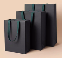 Sac cadeau en papier kraft épaissi écologique en gros avec poignées renforcées en sangle de coton, sac de shopping personnalisable pour marque, en vrac
