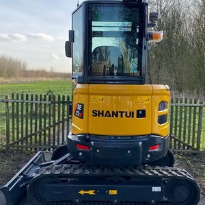 รถขุดขนาดเล็ก Shantui SE27 2.7 ตัน แบบตีนตะขาบ หมุนหางได้ 0 องศา ระบบไฮดรอลิก เหมาะสำหรับงานก่อสร้างในเขตเทศบาล สวน และฟาร์ม - Product Image 3
