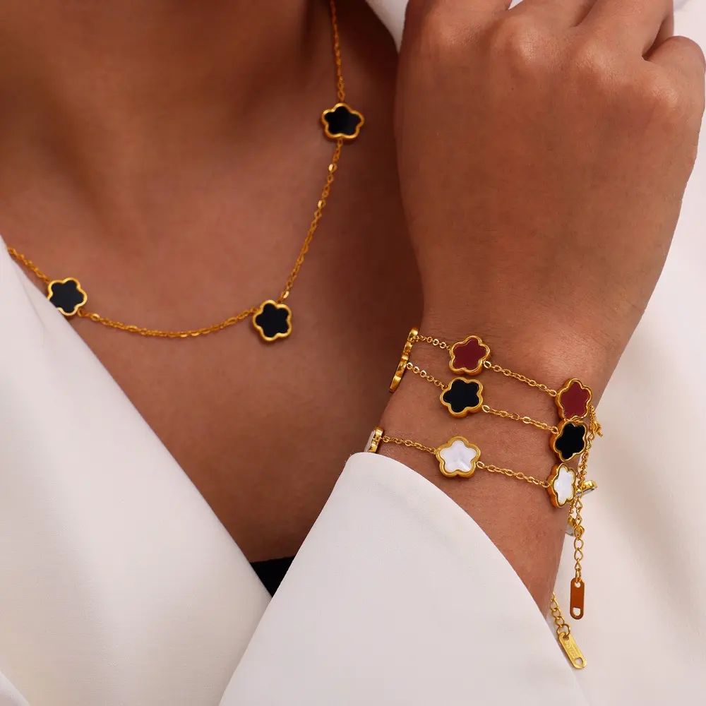 Modeschmuck-Set Halskette 18K Gold vergoldet Edelstahl Blume Mutter Perle Schale Armband Ohrringe für Damen