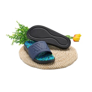 Henghao Groothandel Op Maat Gemaakte Slippers PU Zool Fabriek Direct Diep Op Maat Ontworpen Zachte Kussen Anti-<span class=keywords><strong>Slip</strong></span> Snelle Levering Sandalen - Product Image 4