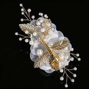 Pinza para el pelo de novia de organza <span class=keywords><strong>con</strong></span> flor, hecha a mano, <span class=keywords><strong>con</strong></span> perlas y hojas de aleación, accesorio para el cabello de boda, tocado floral romántico de malla blanca para mujer - Product Image 4