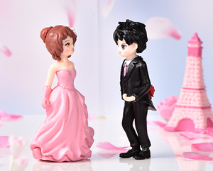 Statuette Romantiche in Resina di 8 Stili: <span class=keywords><strong>Torta</strong></span> Nuziale, Coppia Gay, Ragazza, Vecchia Coppia, Nuova Coppia - Product Image 3