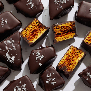 Bonbons éponge croustillants au miel et au caramel, vente en gros, collation sucrée, OEM, marque privée, confiserie dorée croustillante - Product Image 2