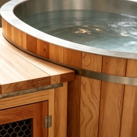 Baignoire de récupération individuelle D&C en cèdre rouge avec couvercle ovale en acier inoxydable 304 (50-59 gal) pour athlètes, personnalisable pour jardin extérieur