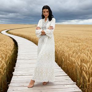 Vente en gros de robes Abaya en polyester brodées sur mesure, élégantes et de haute qualité, pour les femmes musulmanes, pour les soirées - Product Image 4