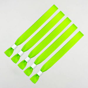 Bracelets en tissu polyester tissé jetables personnalisables et écologiques avec impression par transfert thermique pour festivals et promotions - Product Image 3