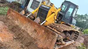 รถดันดินตีนตะขาบ <span class=keywords><strong>Shantui</strong></span> SD16 มือสอง ขนาด 17 ตัน 160 แรงม้า ความจุดันดิน 4.5 เมตร  อะไหล่หลัก  แบริ่ง ปั๊ม เกียร์  มอเตอร์ - Product Image 3