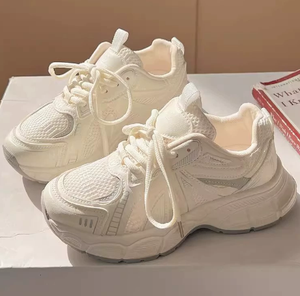 <span class=keywords><strong>Sneakers</strong></span> <span class=keywords><strong>bianche</strong></span> Casual da donna scarpe da corsa comode e traspiranti di buona qualità per ragazze taglia 35-40 per la primavera - Product Image 2