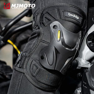 สนับเข่าและสนับศอกสำหรับมอเตอร์ไซค์ ชุดป้องกันสำหรับขี่มอเตอร์ไซค์ ชุดป้องกันเข่าและศอกสำหรับขี่จักรยานเสือภูเขา ชุดป้องกันสำหรับเล่นสเก็ต - Product Image 4