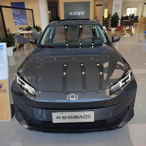 Sedán Híbrido Enchufable Usado a Bajo Precio en China 2024 Changan Qiyuan A05 Vehículos Familiares Compactos en Venta - Product Image 5
