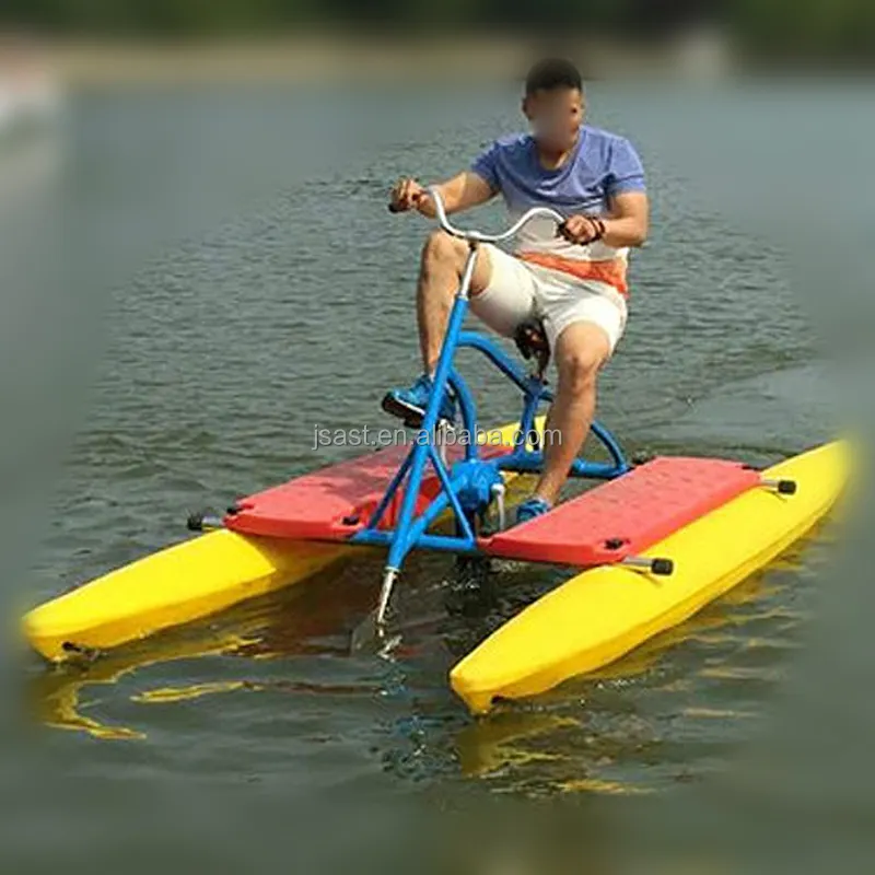 강과 호수 오락 전망 여행자 자전거 승차 통제 아이와 성인을 위한 간단한 방법을 위한 경쟁 물 자전거