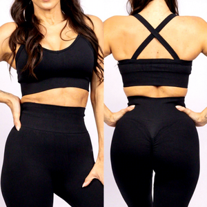 Conjunto de yoga para mujer: Sujetador deportivo con tirantes cruzados, top corto de manga larga con cremallera, leggings de cintura alta y shorts sólidos para entrenamiento. - Product Image 3
