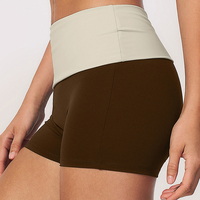 Shorts de yoga pour femmes, taille haute, couleur contrastante, ceinture pliée, séchage rapide, respirant, léger, vente en gros OEM