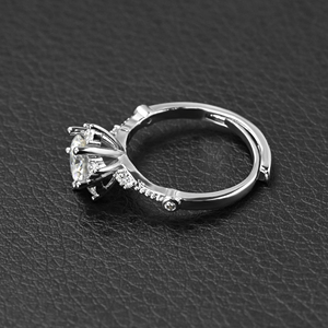 Anillo de Moissanita en Forma de Corazón de 1.2ct, Ajustable, D VVS1, Chapado en Oro de 18K, Anillo de Compromiso y Boda para Mujer, Venta al Por Mayor - Product Image 3