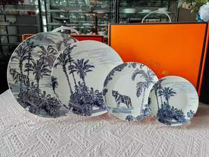 Juego de Vajilla Ligera de Porcelana Fina con Diseño de Tigre Rey de la Selva, Plato, Taza, Platillo y Jarra para Hogar, Hotel y Eventos - Product Image 4