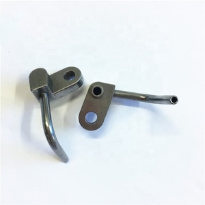 อะไหล่เครื่องยนต์รถขุด PC400-6 6D125 หัวฉีดน้ำมัน 6151-22-1810 - Product Image 1