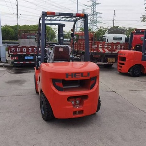 Livraison gratuite comme neuf prix bas 3 tonnes 3,5 tonnes HELI CPC35 CPCD35 chariot élévateur d'occasion HELI 35 conforme EPA & CE en stock - Product Image 4