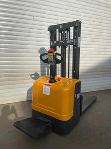 Apilador Eléctrico de Alta Calidad, Carretilla Elevadora de Paletas de 2 Toneladas, 1.5 Toneladas, Hidráulica, Autodescarga, Portátil, Elevación de 3000 mm, Tracción en las Cuatro Ruedas - Product Image 3