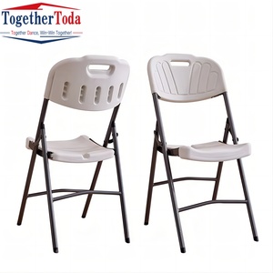 Chaise en plastique pliante extérieure portable de conception simple en gros pour le <span class=keywords><strong>salon</strong></span> intérieur salle à manger loisirs hôtel fête de mariage événements - Product Image 1