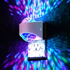 Projecteur de Nuit RVB avec Capteur Crépusculaire, Lampe de Projection Étoilée RVB à Changement de Couleur pour Chambre et Couloir - Product Image 1