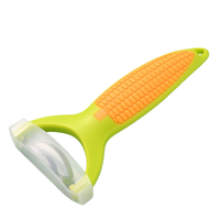 RVS maispeller met maïsvormig handvat en antislip grip voor het schillen van groenten & fruit in de keuken