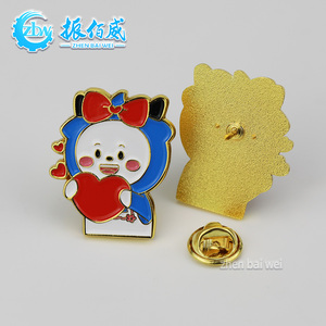 Fabricant chinois de broches en émail souple personnalisées en métal, motif personnage de dessin animé astronaute, broche de revers profilée en alliage de zinc avec logo d'entreprise - Product Image 5