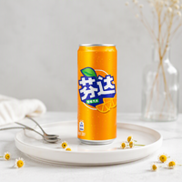 Boisson gazeuse Fanta très vendue, saveurs orange, raisin, pêche, pomme verte, canette mince de 330 ml, sans conservateurs