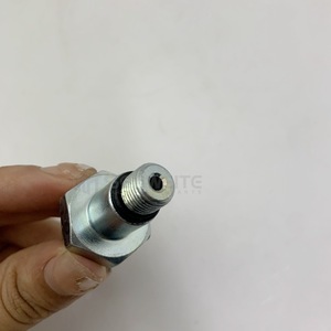 Capteur de pression Senwitt 4984792 pour moteur Cummins 6BT 5.9, pièce d'excavatrice en métal - Product Image 2