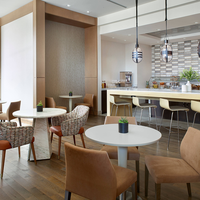 Meubles d'hôtel en gros, tables et chaises sur mesure, ensembles de meubles pour chambres d'hôtel et de restaurant