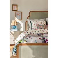Ensemble de meubles de chambre à coucher de luxe en bois massif français antique fait main, lit en velours, taille King ou Queen